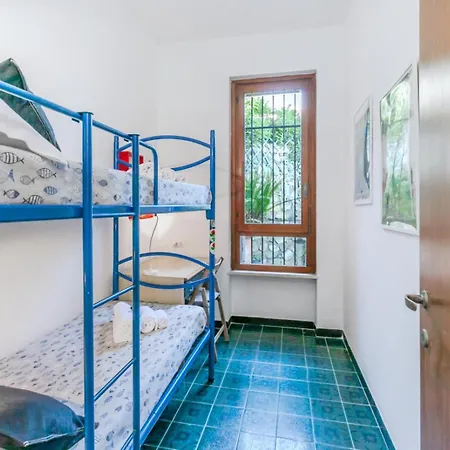 Al Grande Pino - A Picco Sul Mare Tatil Evi